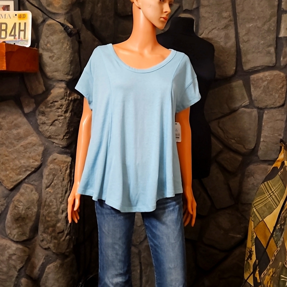 Time&Tru Light Blue Seamed T
